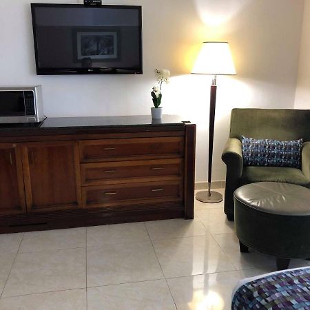 Zona Dorada Suites Mazatlan Dış mekan fotoğraf