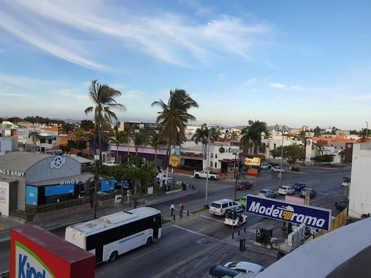 Zona Dorada Suites Mazatlan Dış mekan fotoğraf