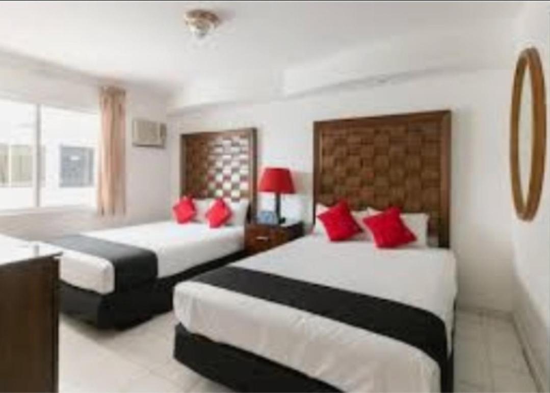 Zona Dorada Suites Mazatlan Dış mekan fotoğraf