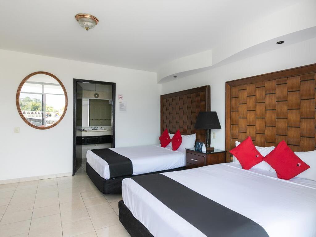 Zona Dorada Suites Mazatlan Dış mekan fotoğraf